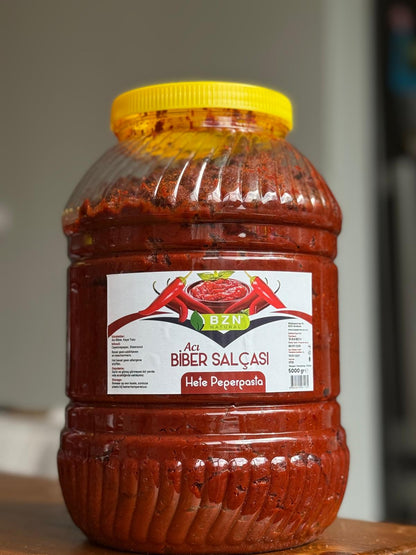Acı Biber Salçası